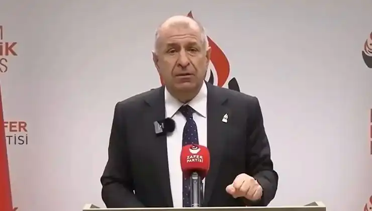 Ümit Özdağ'dan İmamoğlu'nun ailesine ziyaret: En kısa zamanda oğullarına kavuşmalarını dilerim