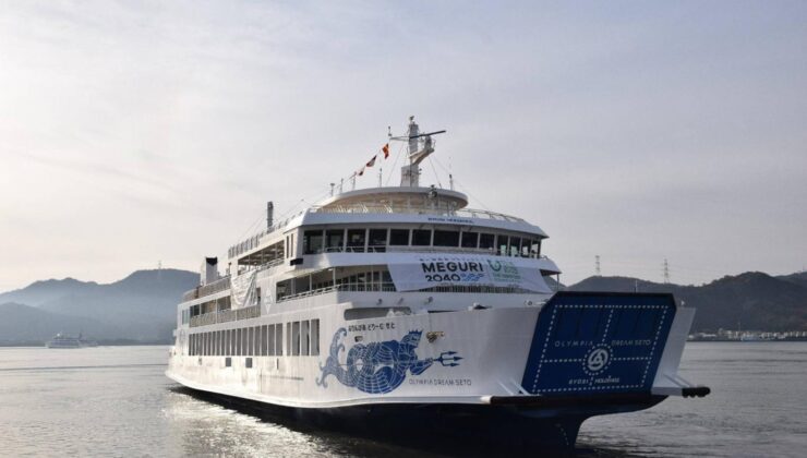 Japonya'da dünyanın ilk otonom yolcu gemisi hizmete girdi