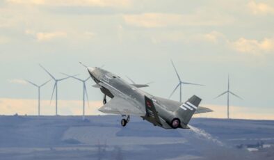 Bayraktar KIZILELMA’nın başarısı dünya basınında