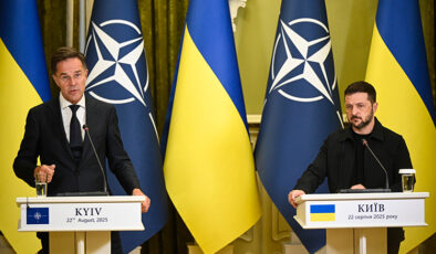 NATO’dan Ukrayna mesajı: "Üyelik prensipte mümkün, pratikte şimdilik imkânsız"
