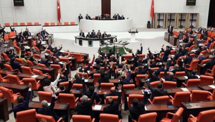 DEM Partili Sırrı Sakık açıkladı: 499 milletvekili çift maaş alıyor