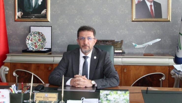 Rektör Alkış’tan skandal mesajlar: “İtaat edeni yükseltirim, karşı geleni atarım''