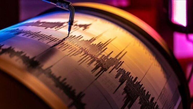 Tunceli 4,2 ile sallandı Naci Görür uyardı: "Depremin yeri tehlikeli, tetikleme olasılığı var"