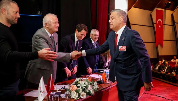 Zafer Partisi İstanbul İl Başkanlığı'na Hakan Akşit yeniden seçildi