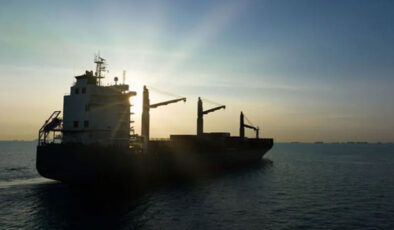 AB, Rusya'nın gölge filo tankerlerini yaptırım listesine aldı