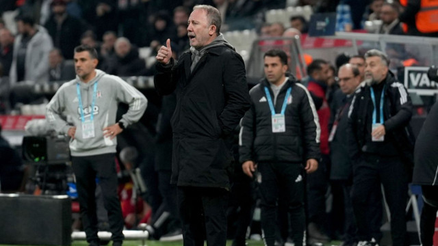 Sergen Yalçın: Çok basit goller yiyoruz