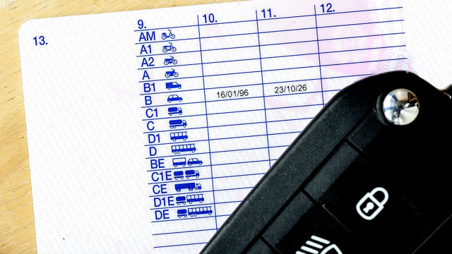 Milyonlarca ehliyet sahibi için müjde geldi: O prosedürler ortadan kalkıyor