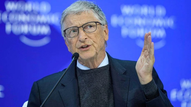 Bill Gates'ten yapay zeka uyarısı: Pek çok şirketi batıracak, hayatımızı derinden değiştirecek