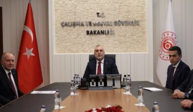 Işıkhan'dan asgari ücret açıklaması: Sosyal diyalog gereği her türlü süreci işleteceğiz