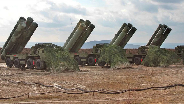 Kremlin, Türkiye'nin Rusya'ya S-400 sistemlerini iade edeceği iddialarını yalanladı